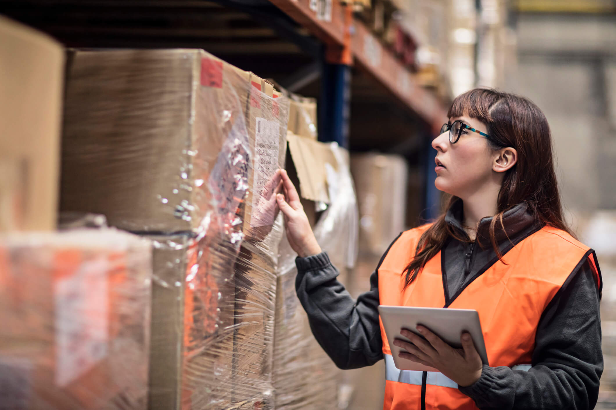 ADMINISTRAÇÃO DE MATERIAS E LOGÍSTICAS